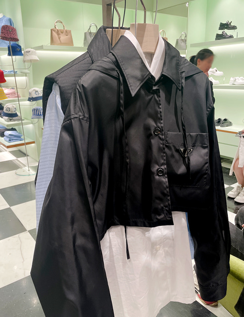 프라다 리- 나일론 개버딘 셔츠(블랙)